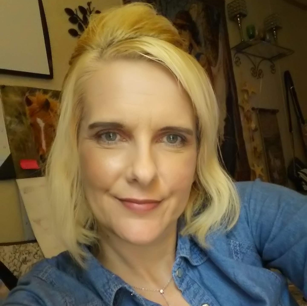 Meet your Posher, Kelly